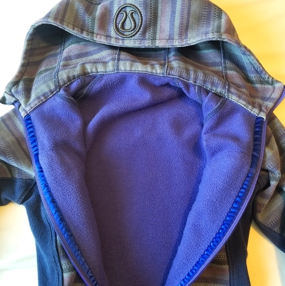 Lululemon Wish Blue Stripe Scuba Hoodie Jacket - Picture 2 of 5